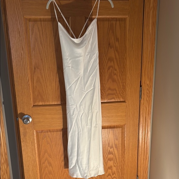 NWT Show Me Your MuMu White Sweetheart Slip Midi Dress Small - Picture 3 of 9